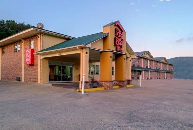 Red Roof - Lookout Mountain 3*