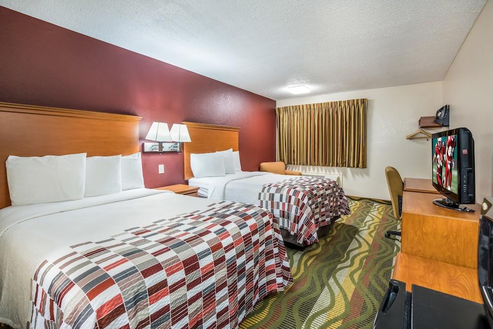 Red Roof - Lookout Mountain 3*