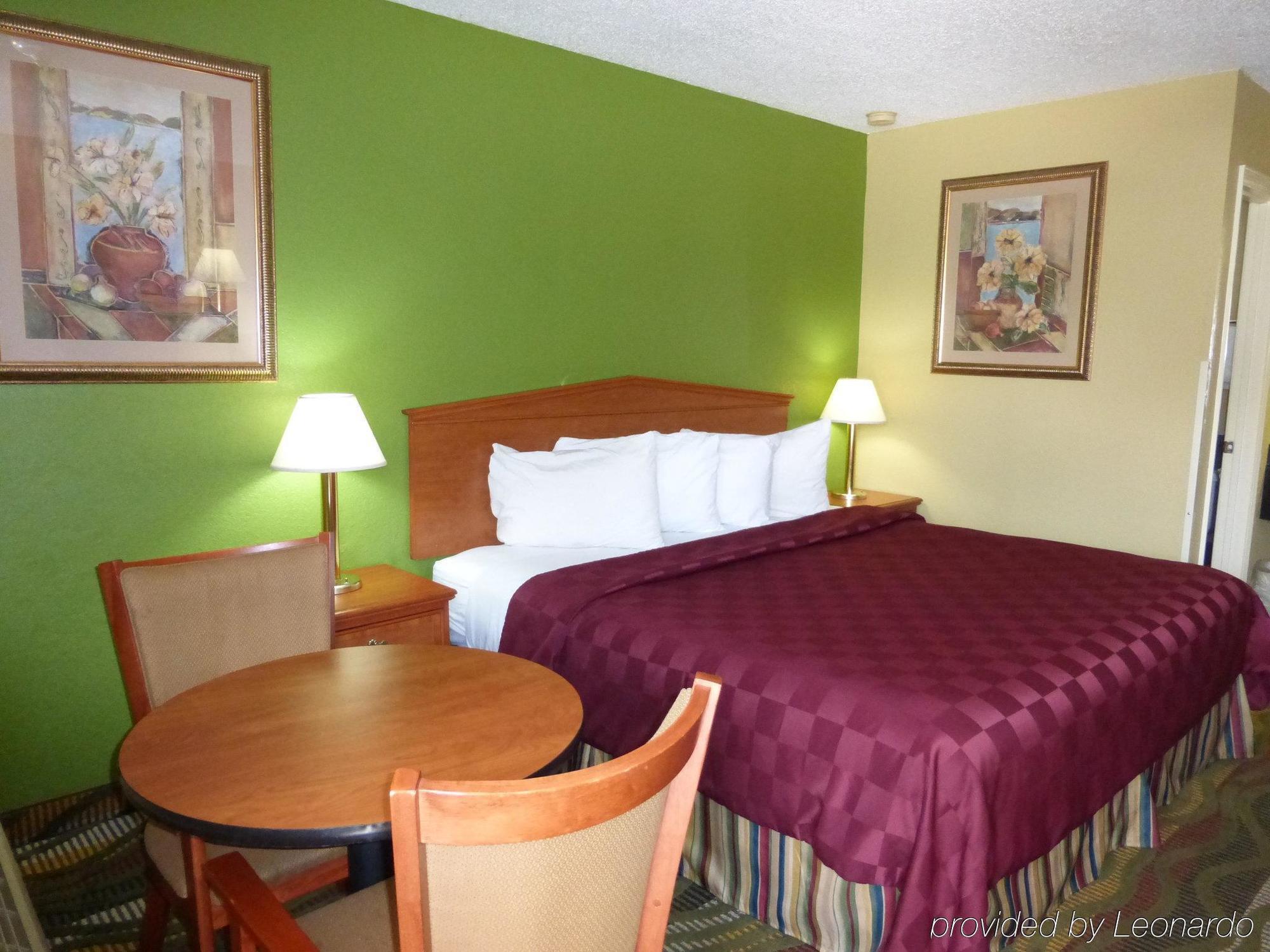 Red Roof - Lookout Mountain 3* Chattanooga